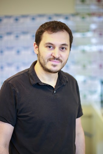 M. Orhan, professeur particulier de maths et physique-chimie à domicile à Vigneux-sur-Seine